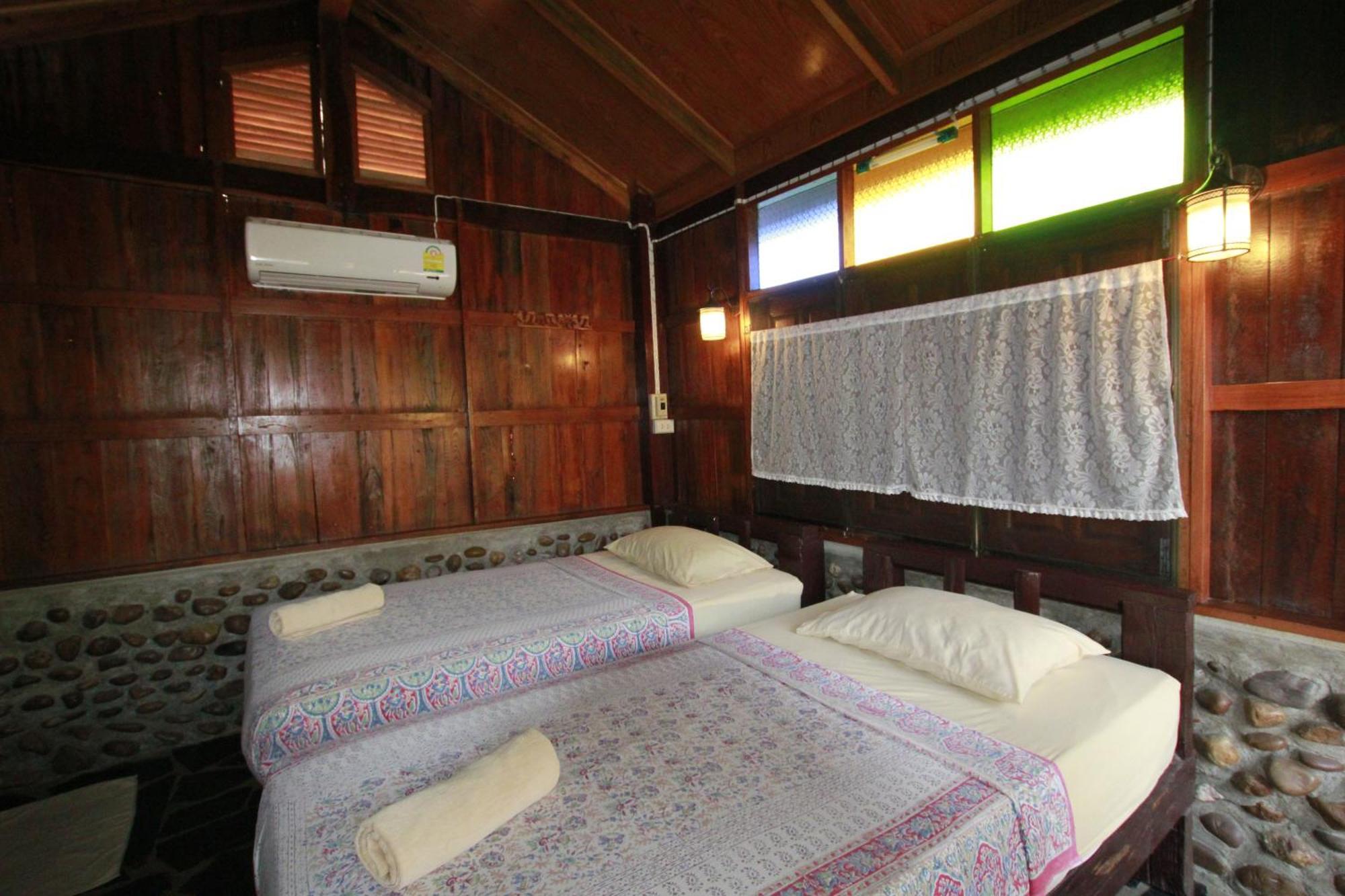 J&J Guesthouse Sukhothai Room photo