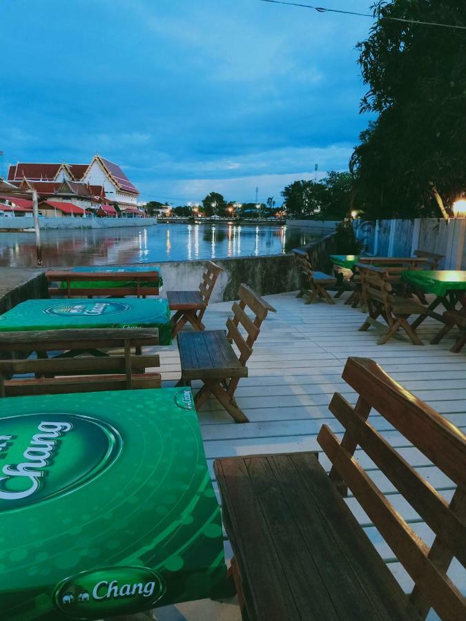 J&J Guesthouse Sukhothai Exterior photo